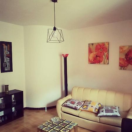 Come A Casa Tua San Nicola La Strada Eksteriør billede